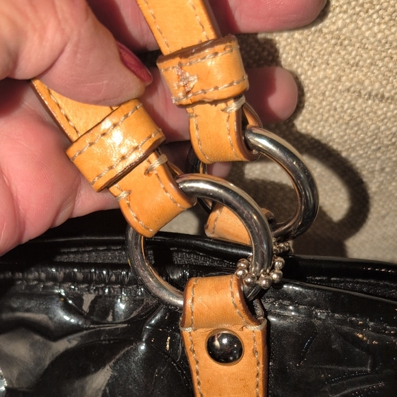 Coach Black Patent Leather Shoulder Bag with Tan Straps - Picture 5 of 16